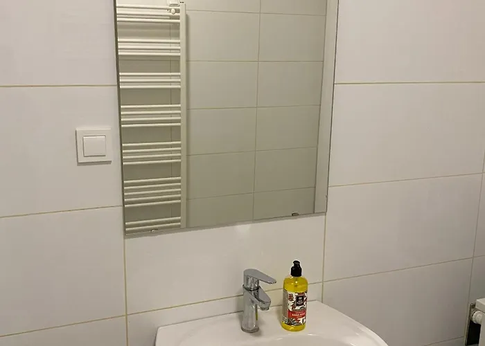 Base Camp 3* ポストイナ