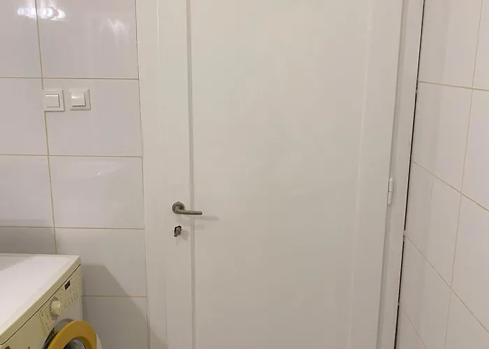 ゲストハウス Base Camp 3*