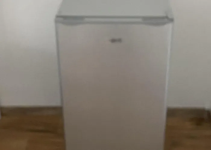 招待所 Base Camp 波斯托伊纳